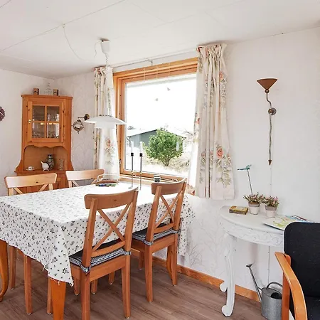 5 Person In Fanø