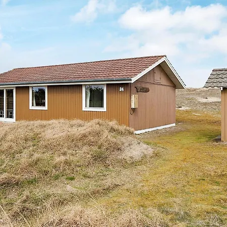 5 Person In Fanø
